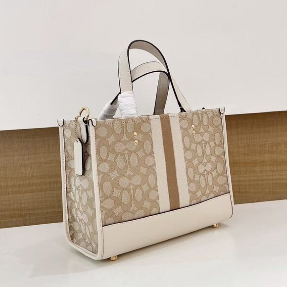 Coach canvas tote bag size 30*22*13cm - Picture 3 of 9